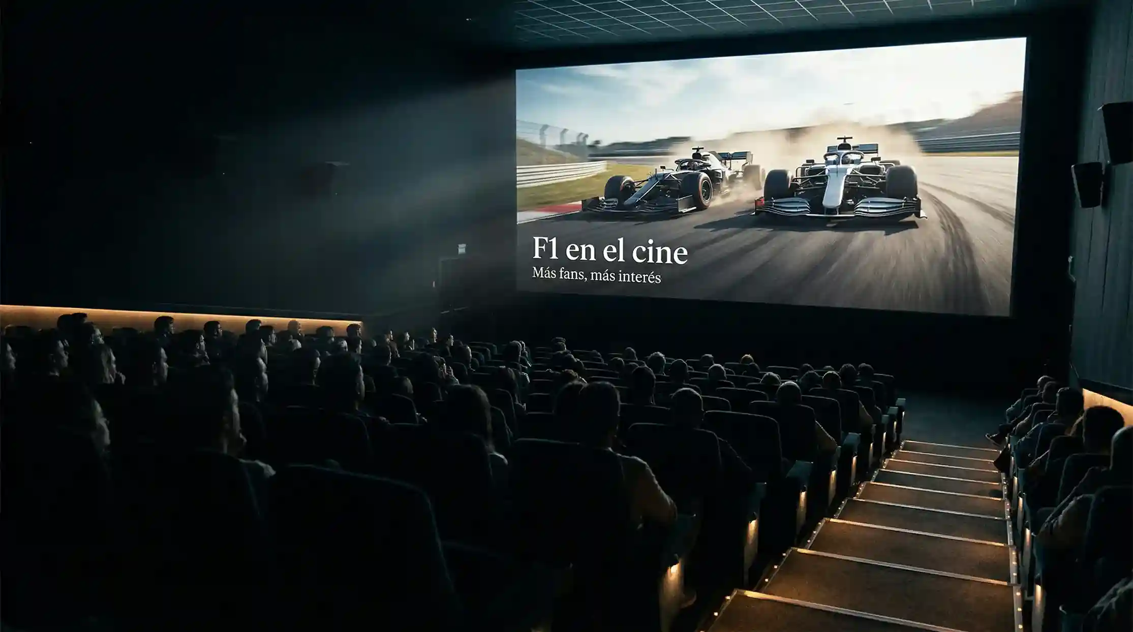 Butacas de cine con una pantalla mostrando una carrera de Formula 1